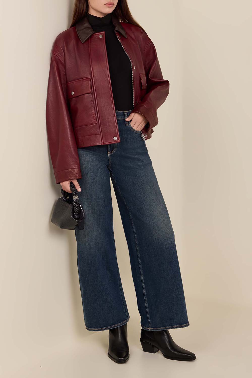 מכנסי ג'ינס פלקסי סופי בגזרה רחבה